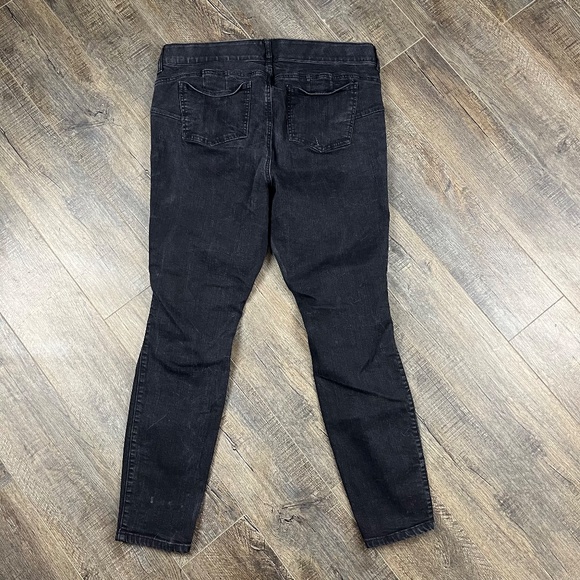 Torrid Distressed Skinny Jeans Pants Denim ((size 18R)) - Picture 2 of 9